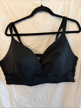 Adore Me Black Wireless Swim Bikini Top